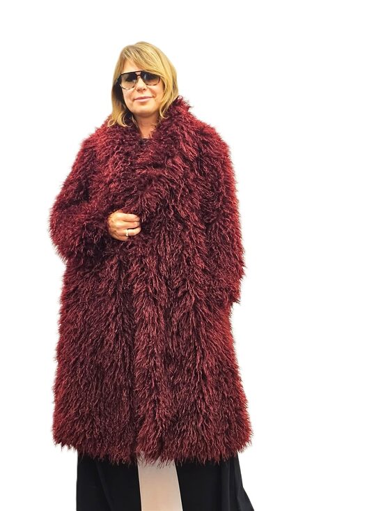 Mākslīgās kažokādas mētelis / bordo